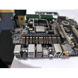 asus_saboteur_990fx_r2_0_9