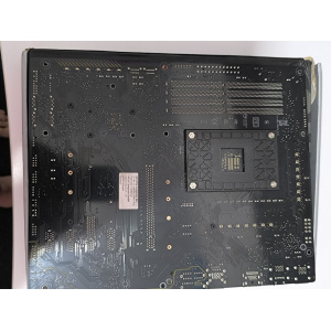 asus_tuf_gaming_x570-plus_9