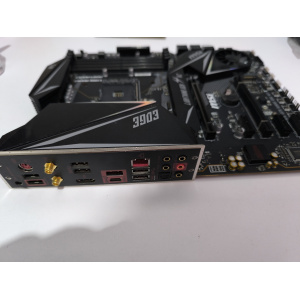 msi_mpg_x570_gaming_edge_wifi_4